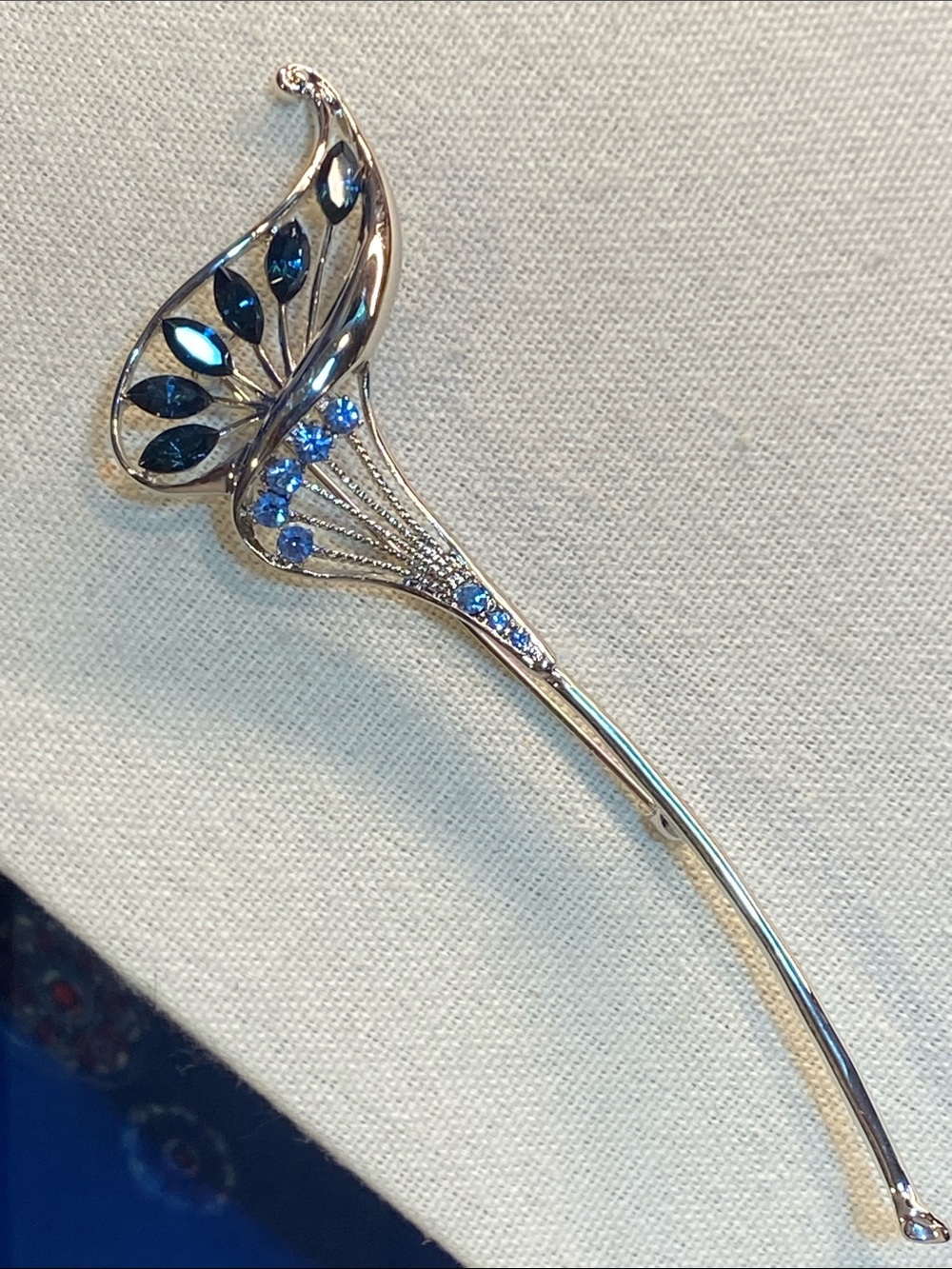 Vintage Blue Rhinestone Floral Brooch Pin 4.5” Silver Tone Statement